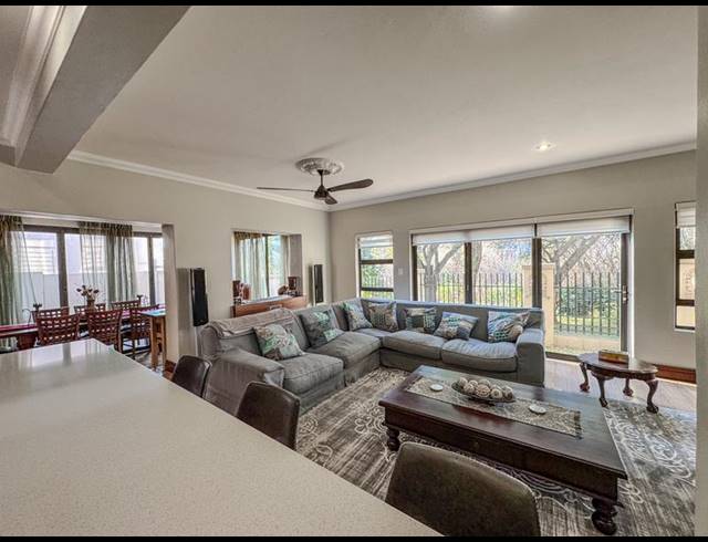 3 BEDROOM PROPERTY TO RENT IN MIDSTREAM ESTATE